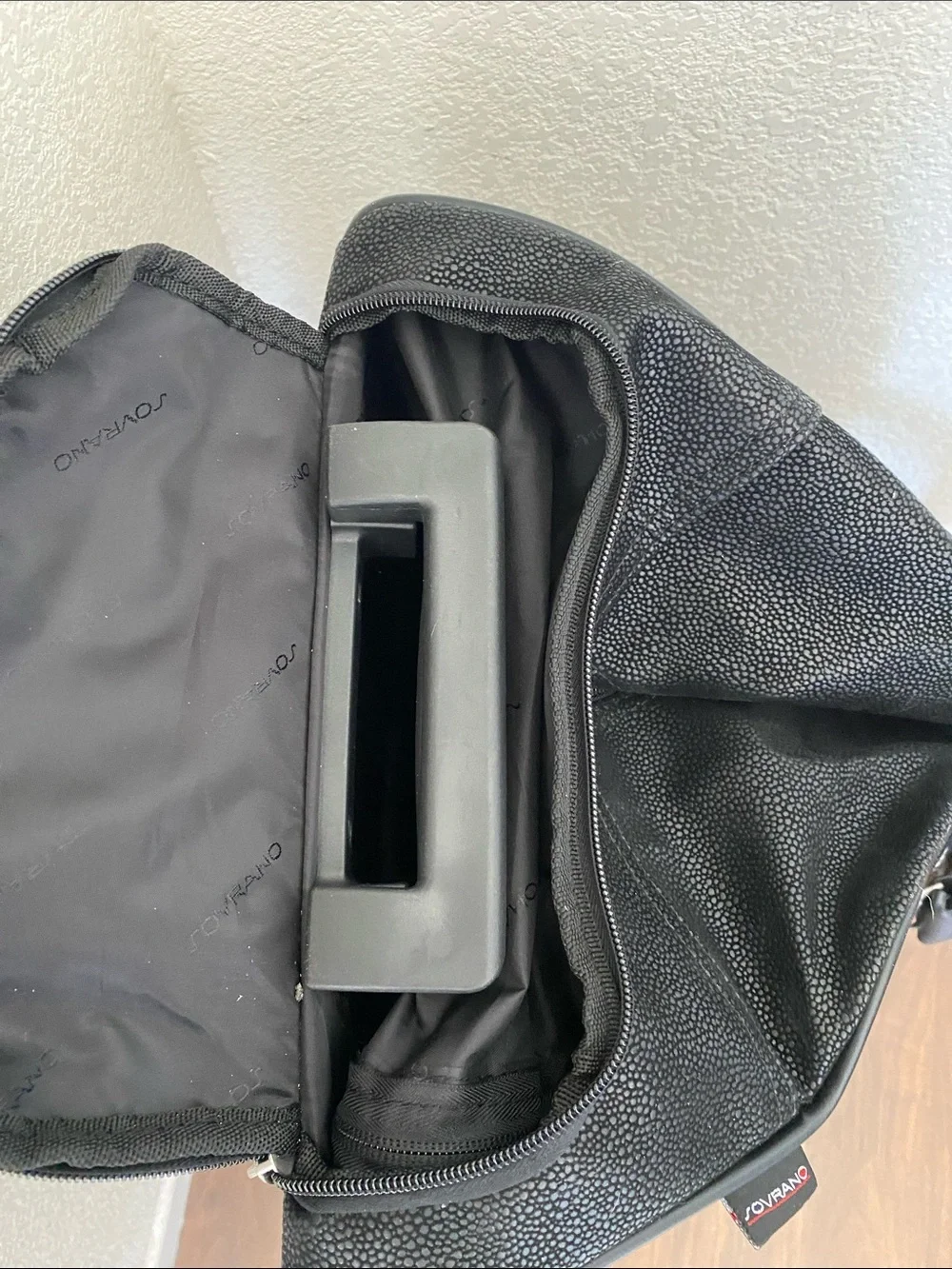 Sovrano Black  Novohyde Leather Wheeled Duffel Bag with Hideaway Handle NWOT